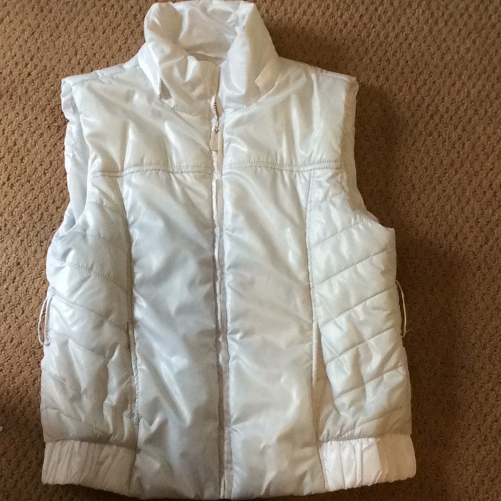 Down like white vest